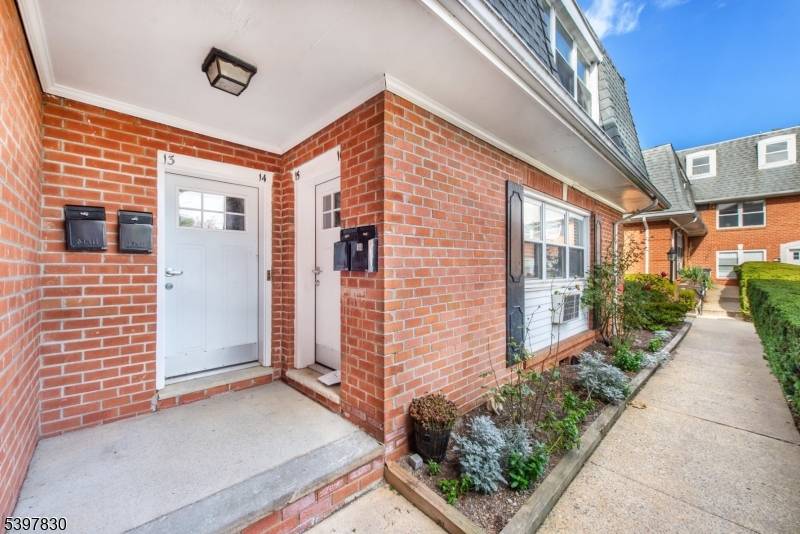 Nutley Twp., NJ 07110,25 River Rd #A-14