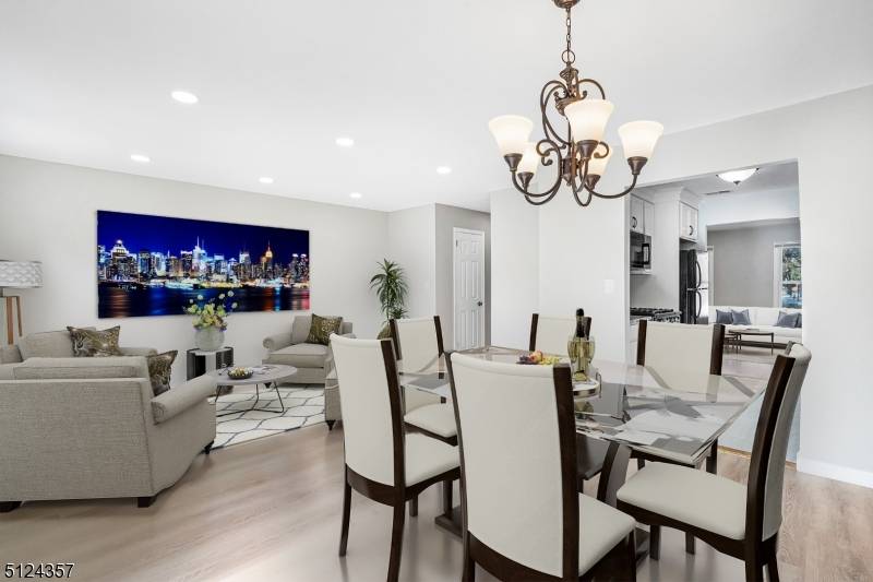 Mendham Boro, NJ 07945,1 Tempe Wick Rd #B