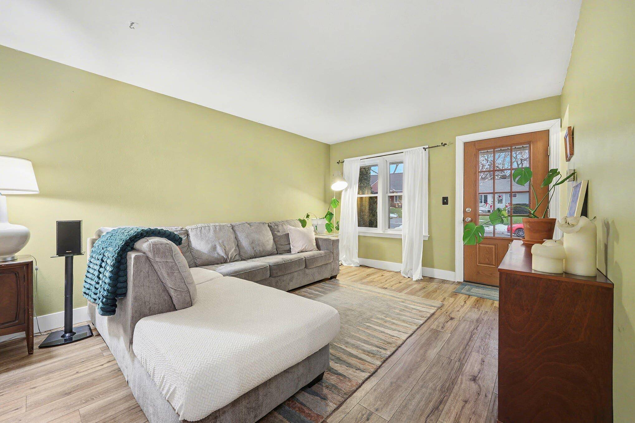 Grand Rapids, MI 49505,1035 Washtenaw ST NE