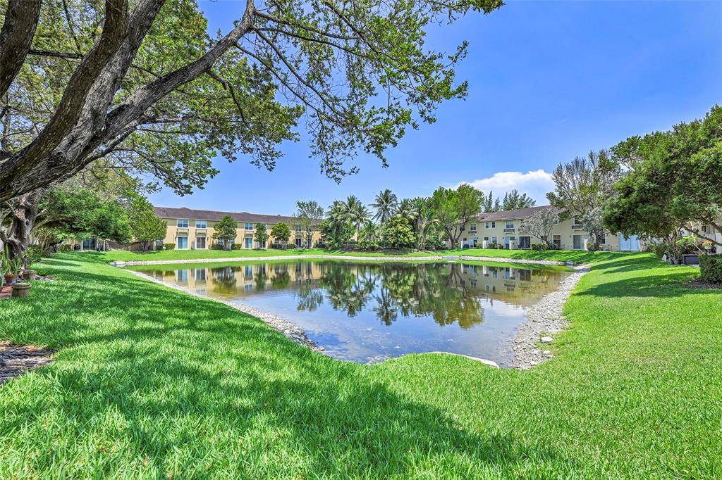 Tamarac, FL 33309,2851 W Prospect Rd #1202