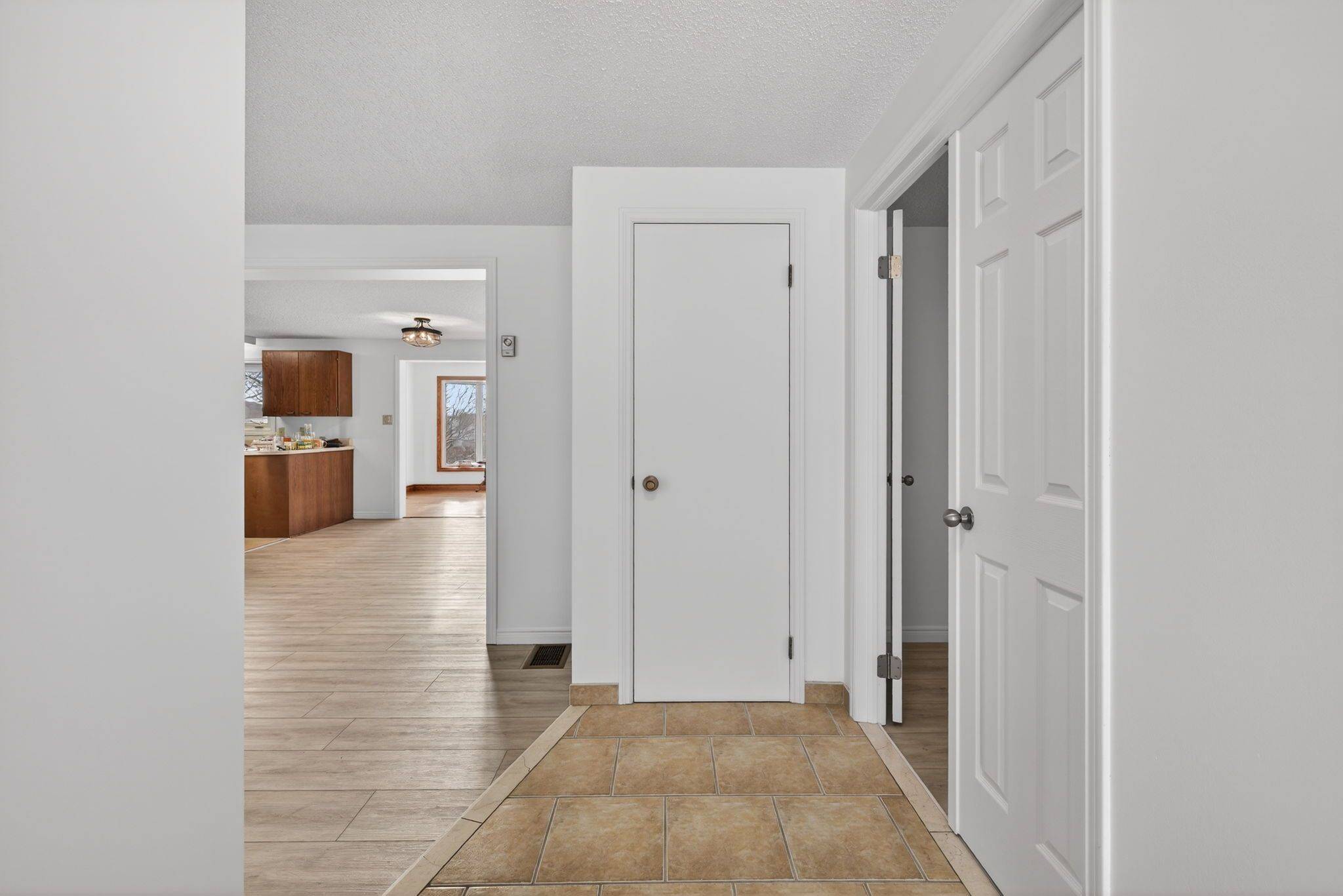 New Tecumseth, ON L0G 1W0,87 Tecumseth Pines DR