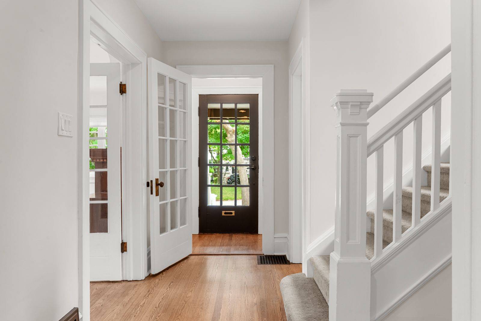 Rockcliffe Park, ON K1M 0H8,308 Manor AVE