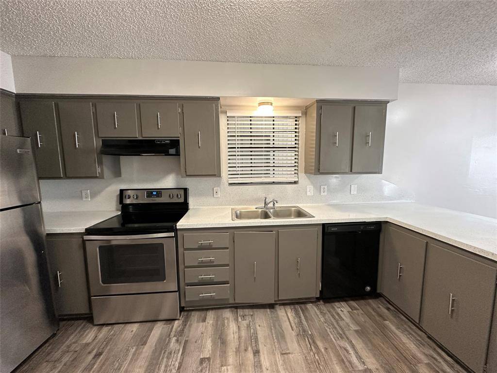 Longview, TX 75601,2006 Jane Street #F