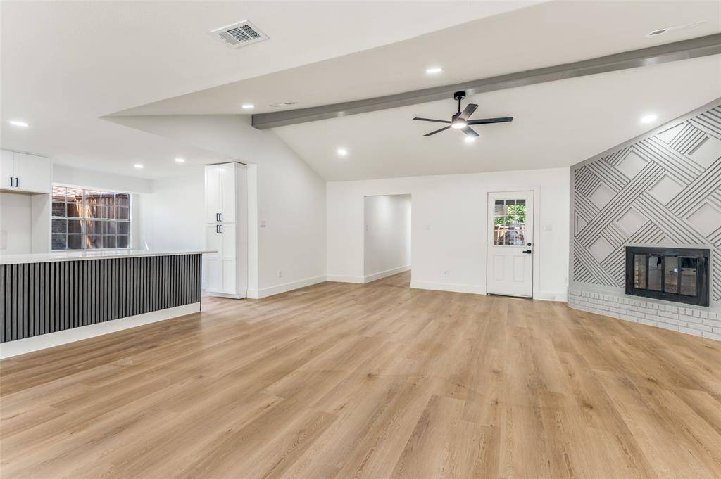 Dallas, TX 75227,5807 Winding Woods Trail