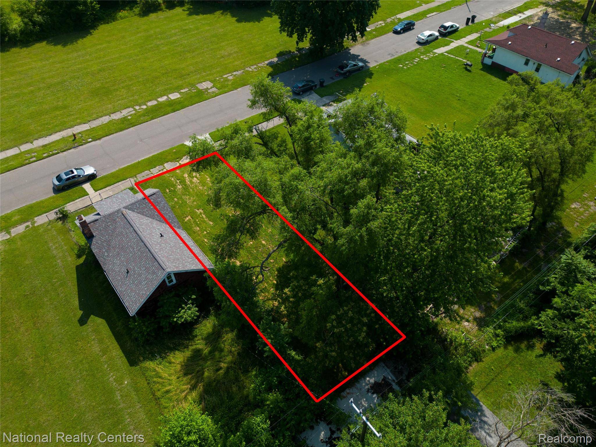 Detroit, MI 48215,2587 Lenox ST