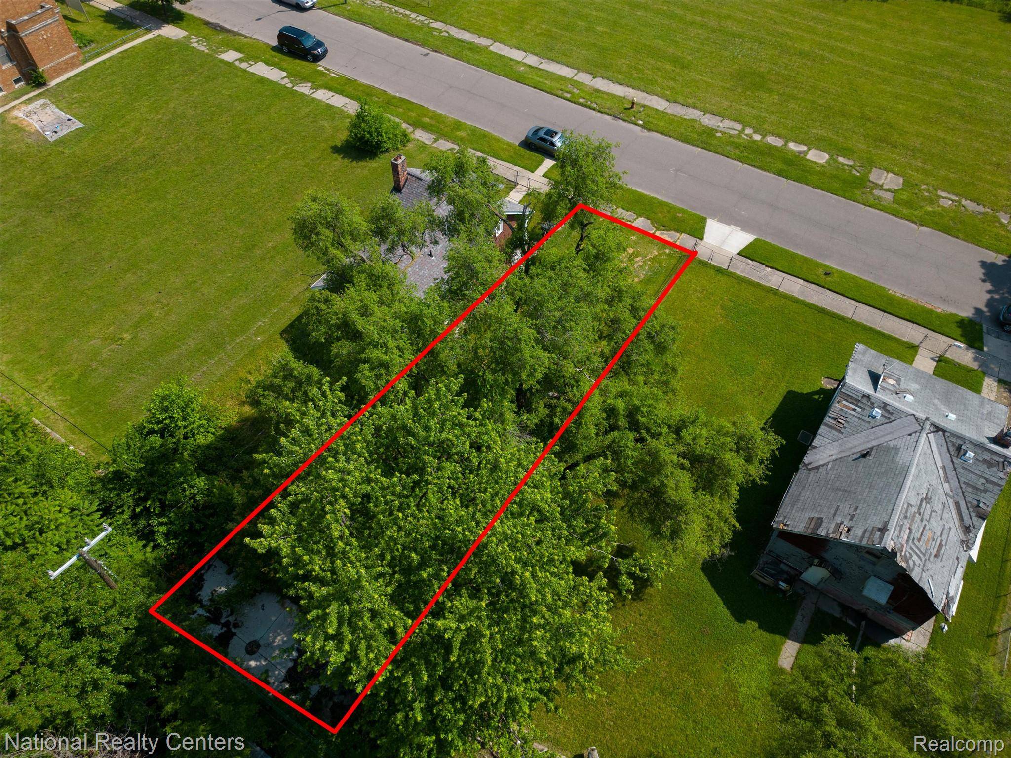 Detroit, MI 48215,2587 Lenox ST