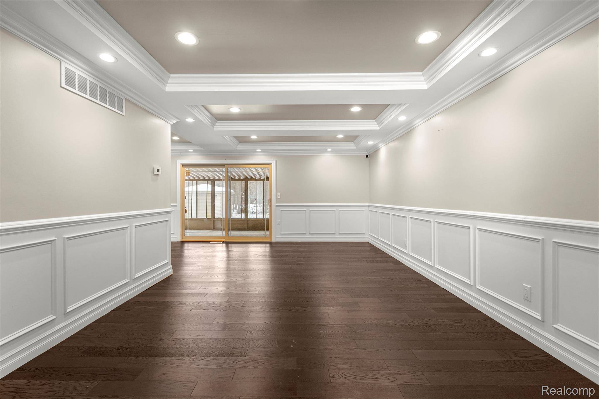 Canton, MI 48188,41925 South DR