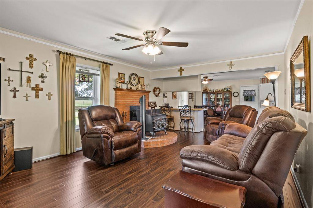 Pittsburg, TX 75686,468 CR 4211