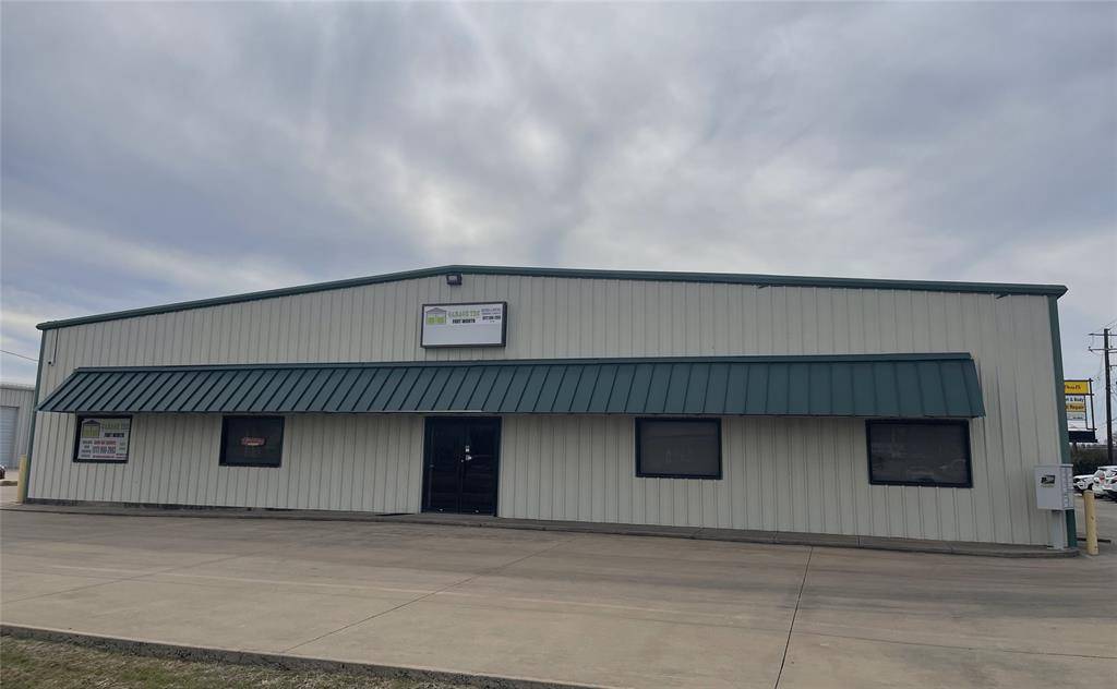 Fort Worth, TX 76244,5940 Kroger Drive #2