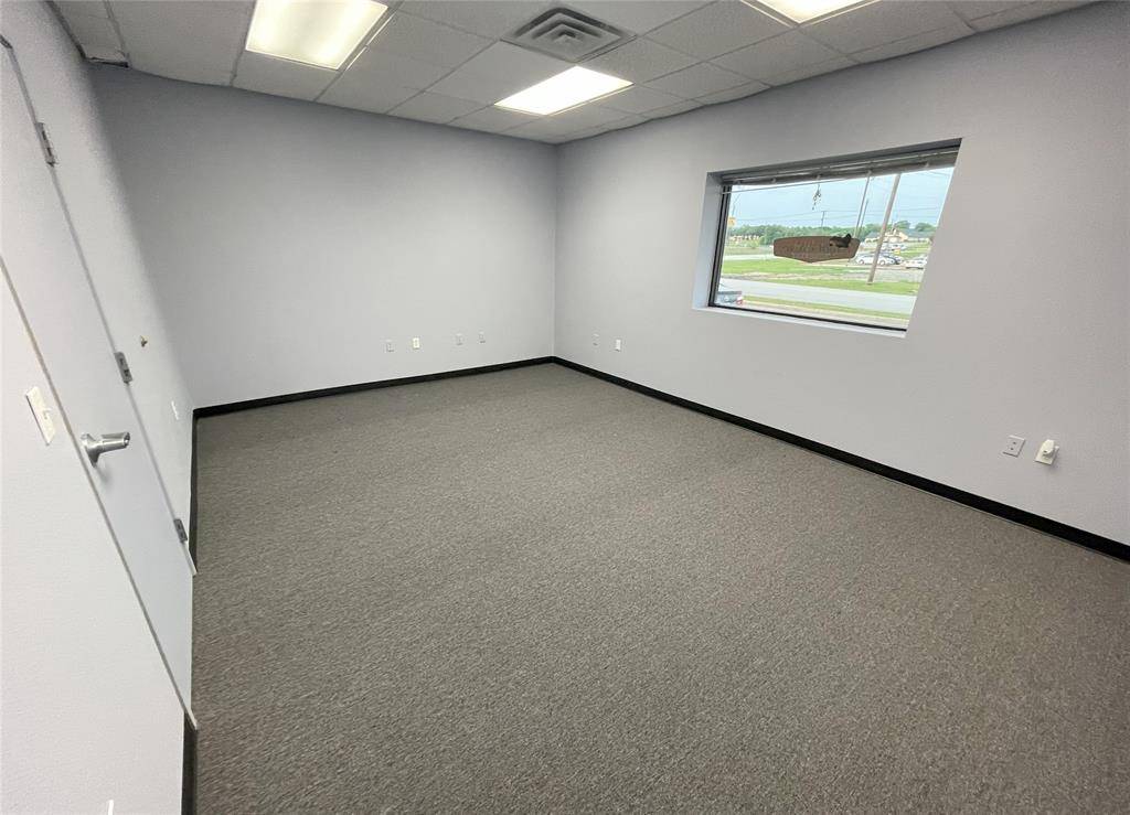 Fort Worth, TX 76244,5940 Kroger Drive #2