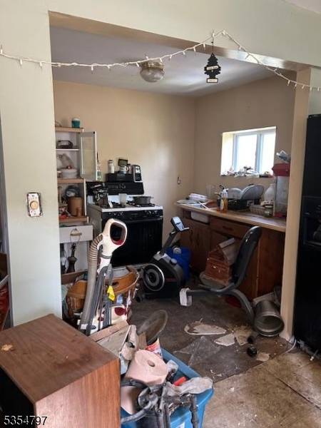 Newton Town, NJ 07860,20 Union Pl