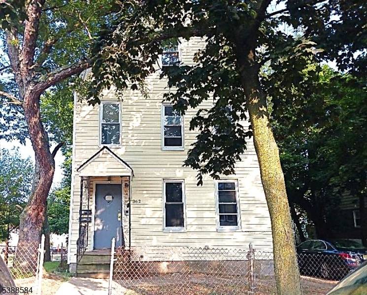 Newark City, NJ 07112,362 Chadwick Ave