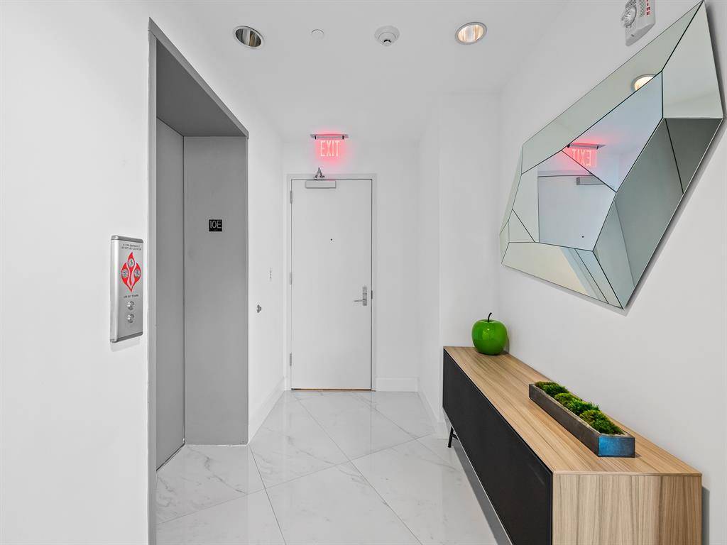 Fort Lauderdale, FL 33304,701 N Fort Lauderdale Beach Blvd #1003