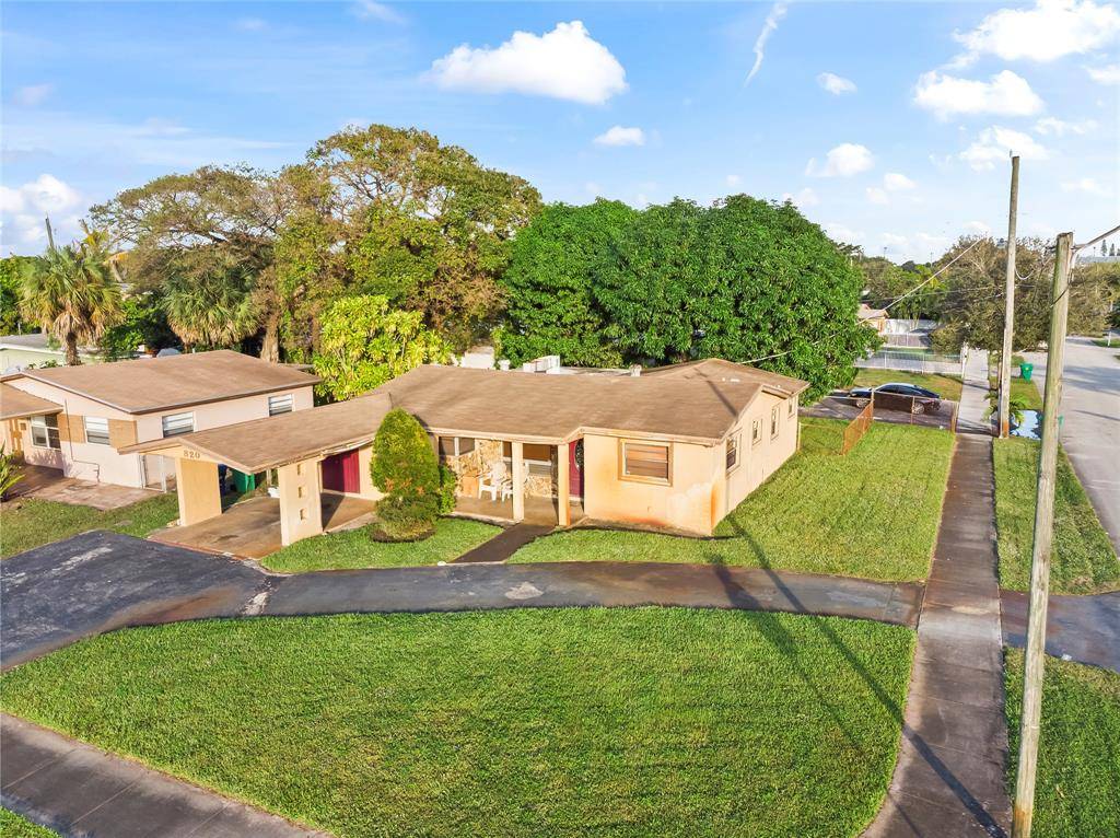 Lauderhill, FL 33311,820 NW 38th Ave