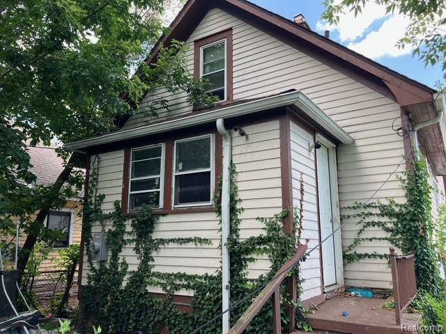 Detroit, MI 48227,9987 Winthrop ST