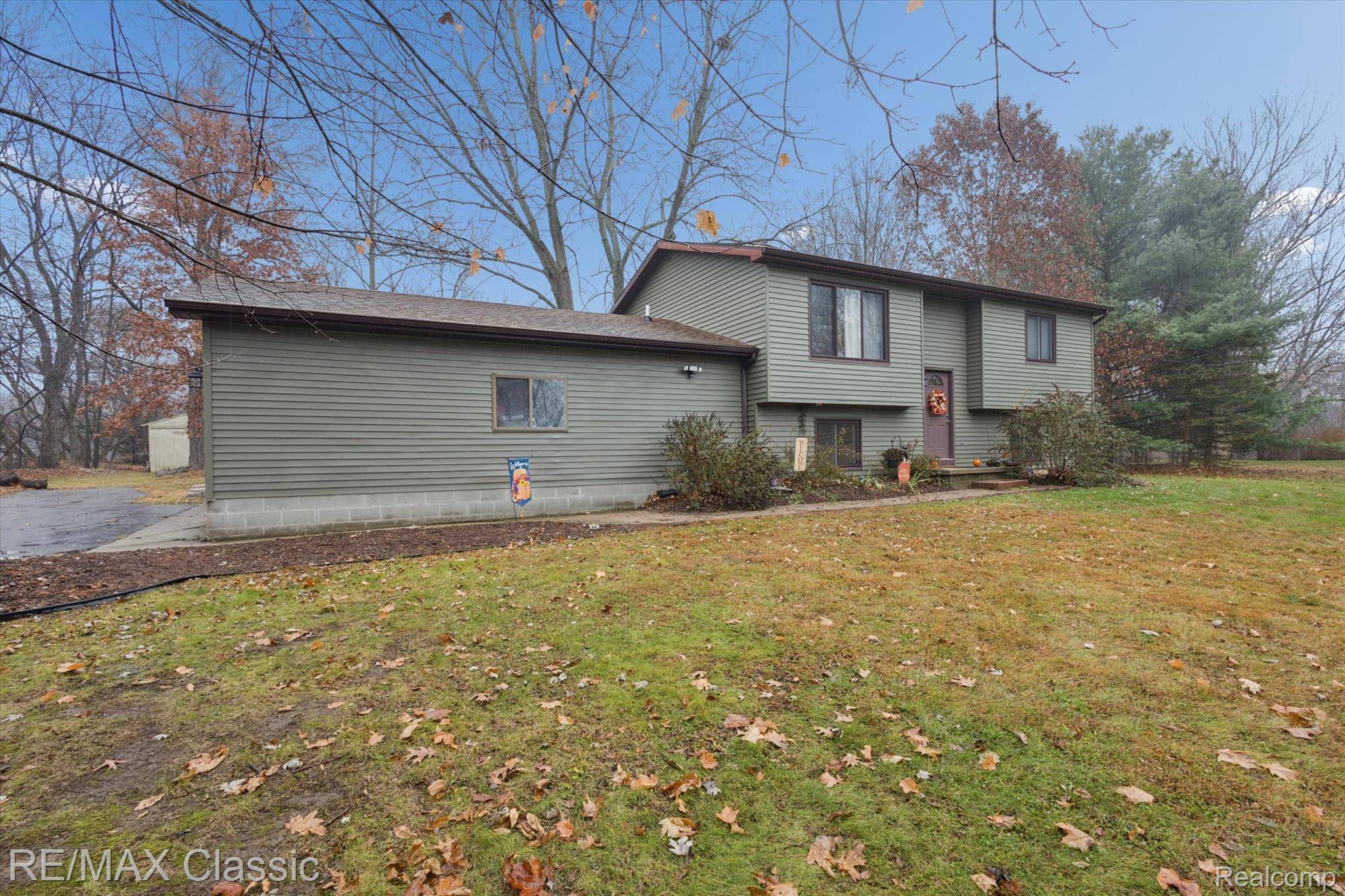 Holt, MI 48842,5594 Harper RD