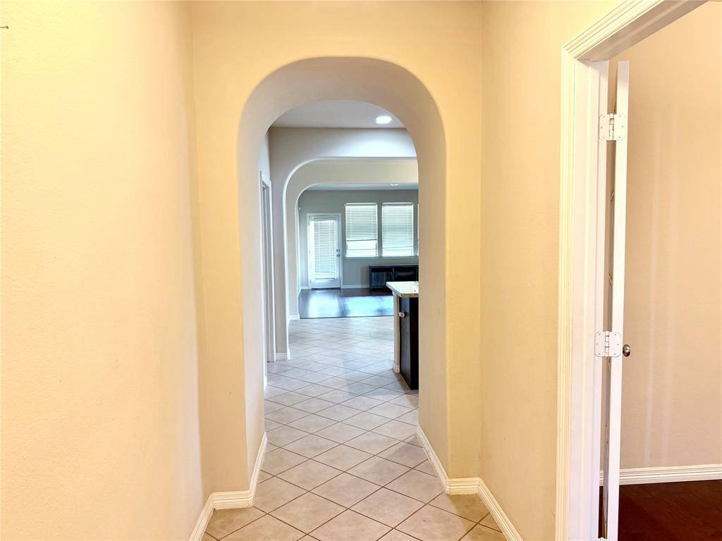 Arlington, TX 76002,9310 Moon River Drive