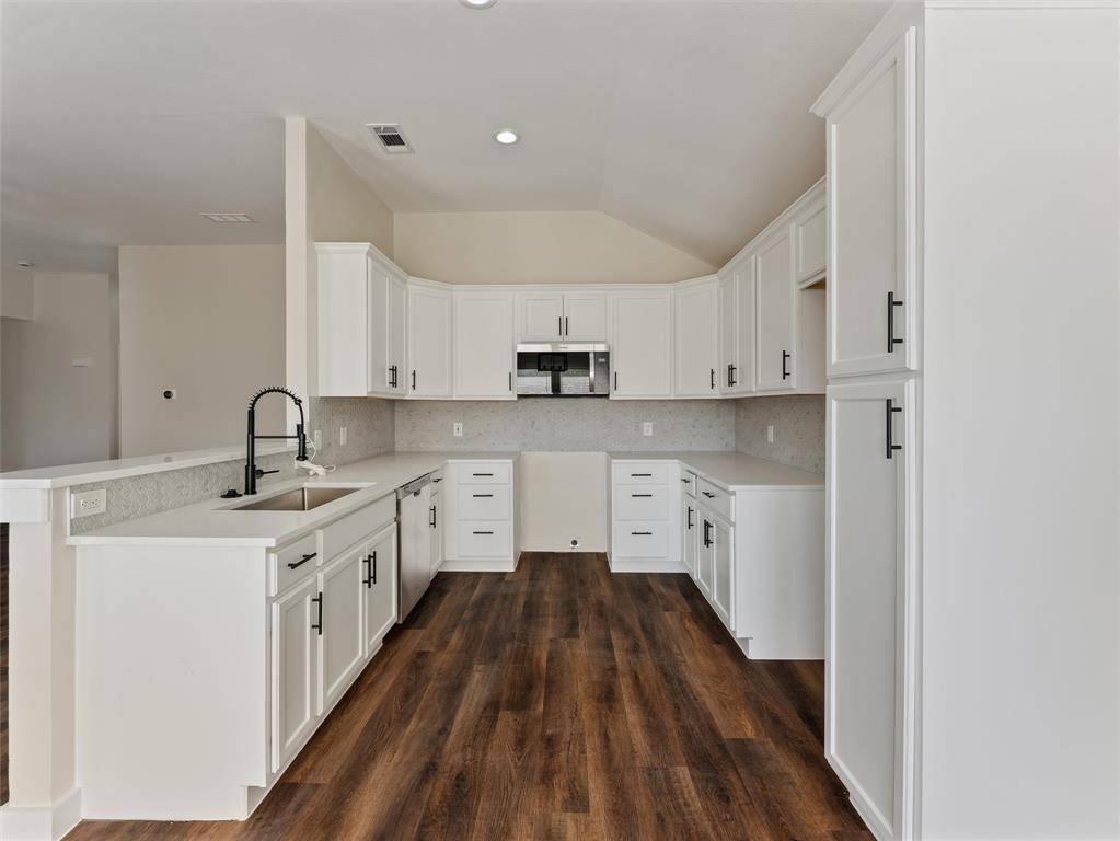 Mansfield, TX 76063,514 Fort Worth Street