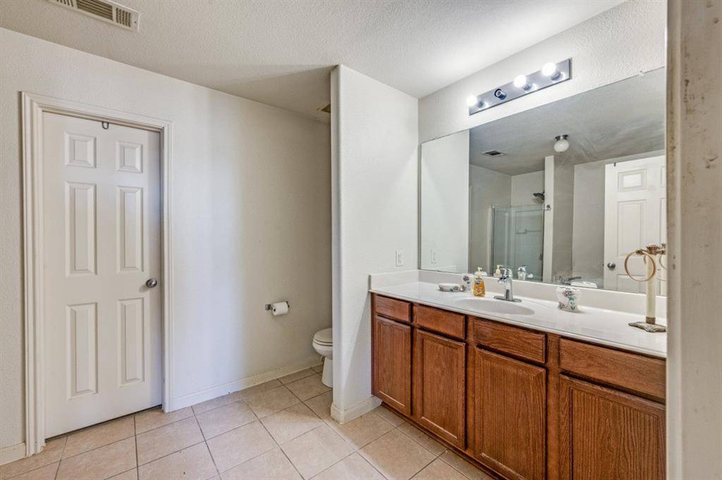 Fort Worth, TX 76140,740 Lazy Crest Drive