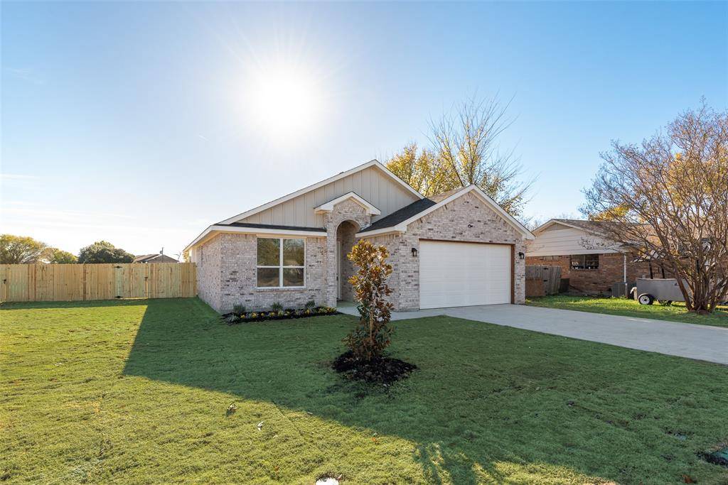 Forney, TX 75126,530 Elm Street