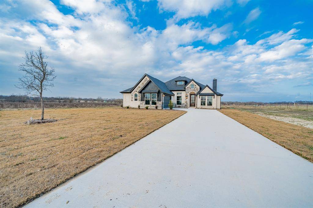 Celeste, TX 75423,424 Deer Lane