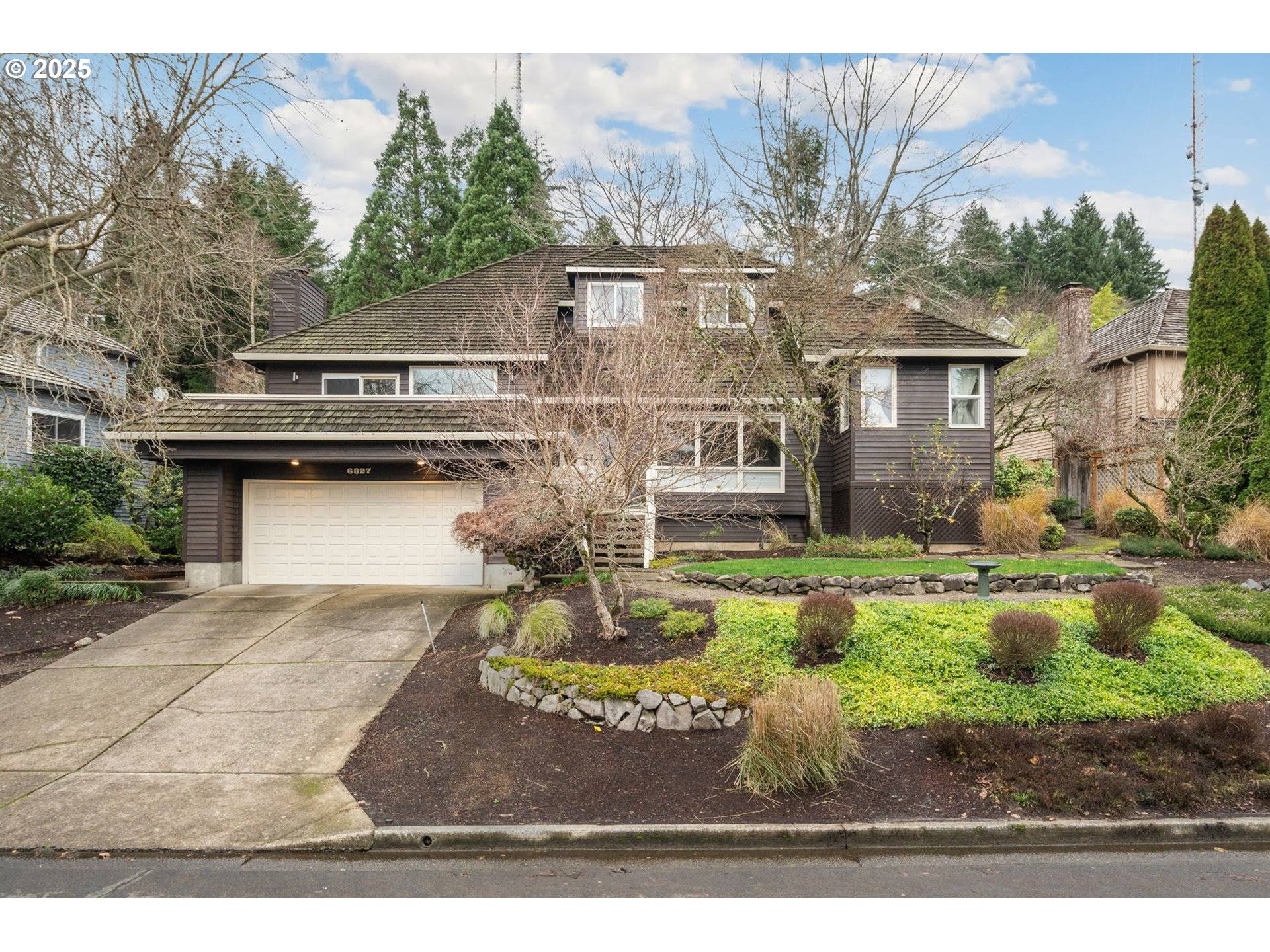 Portland, OR 97225,6827 SW WINDEMERE LOOP