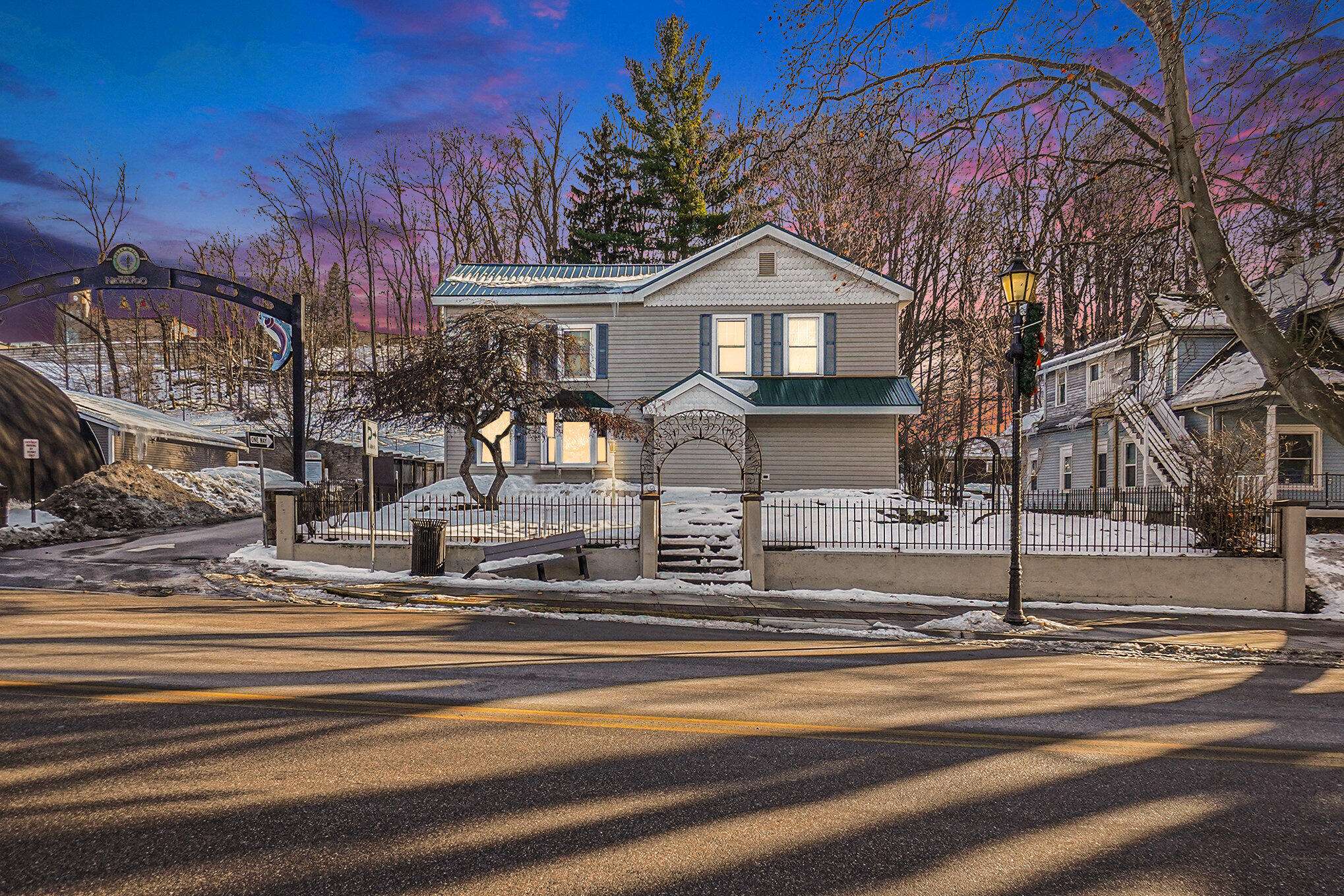 Newaygo, MI 49337,86 W State RD