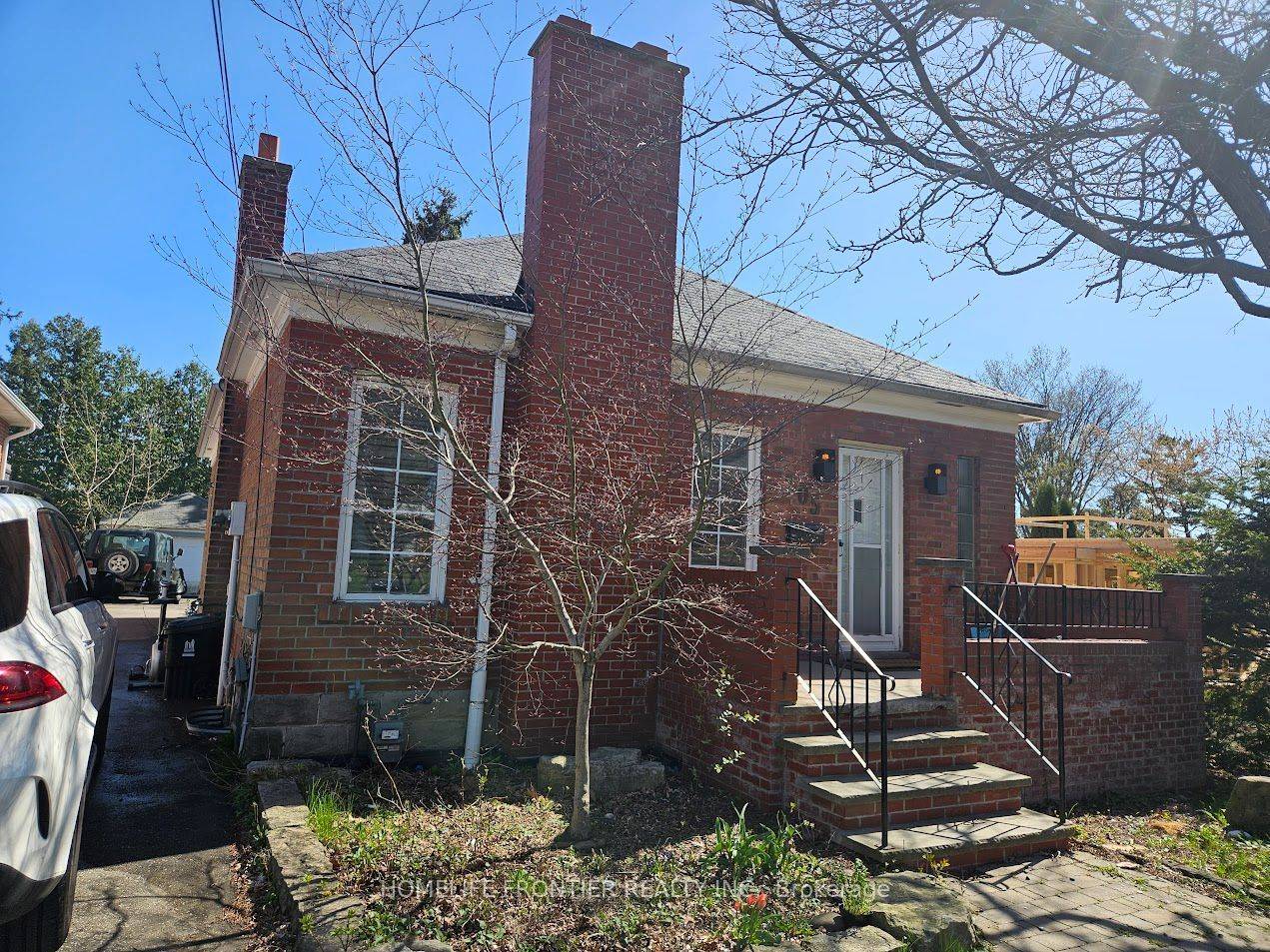 Toronto C07, ON M2N 1V7,205 Burnett AVE