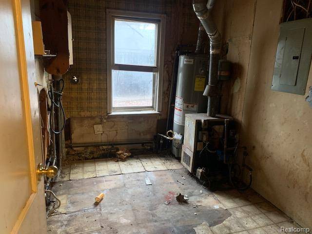 Westland, MI 48186,35321 Hazelwood ST