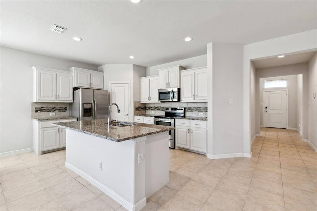 Waxahachie, TX 75167,145 Wagon Wheel Drive