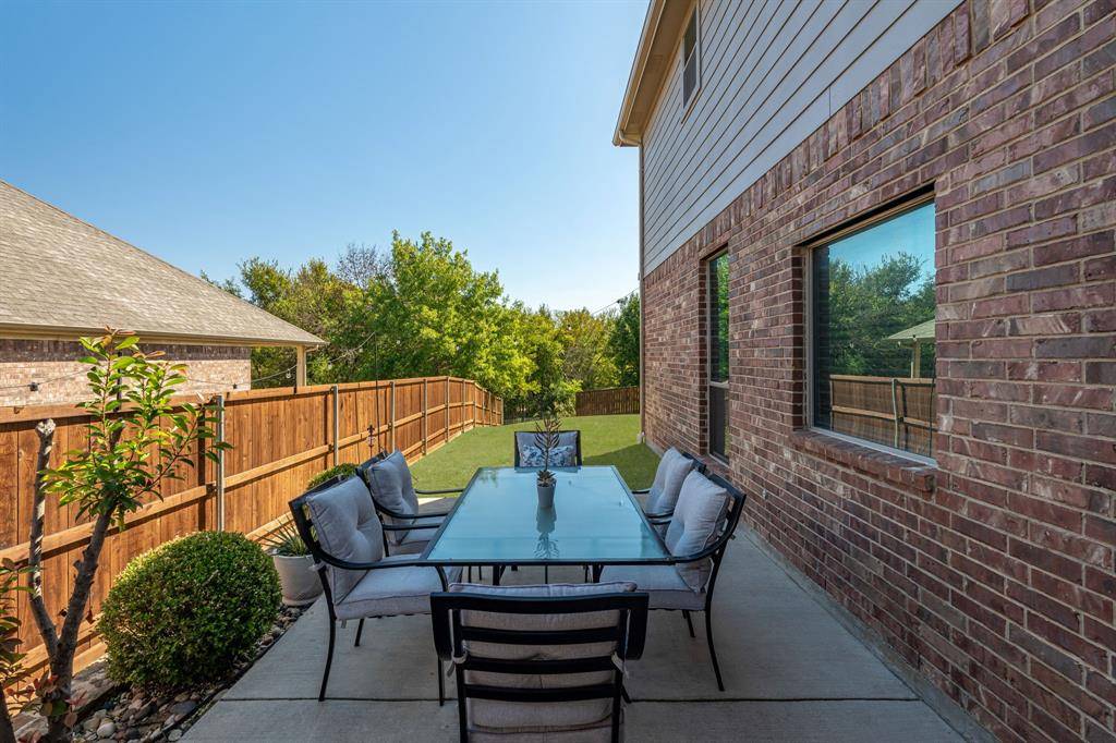 Roanoke, TX 76262,1222 Newcastle Street