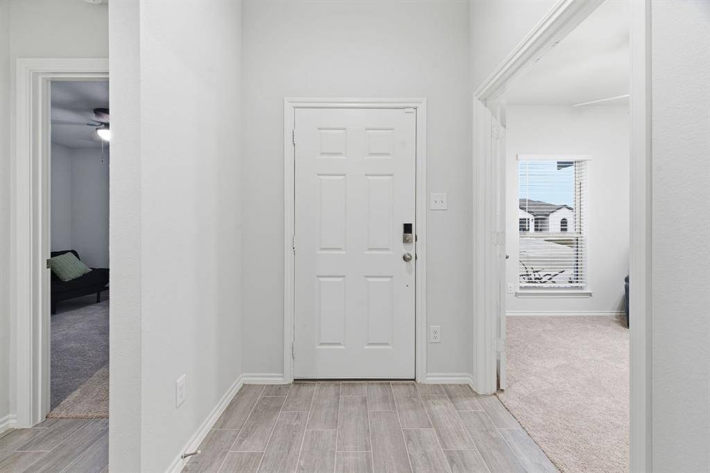 Azle, TX 76020,437 Falcon Way