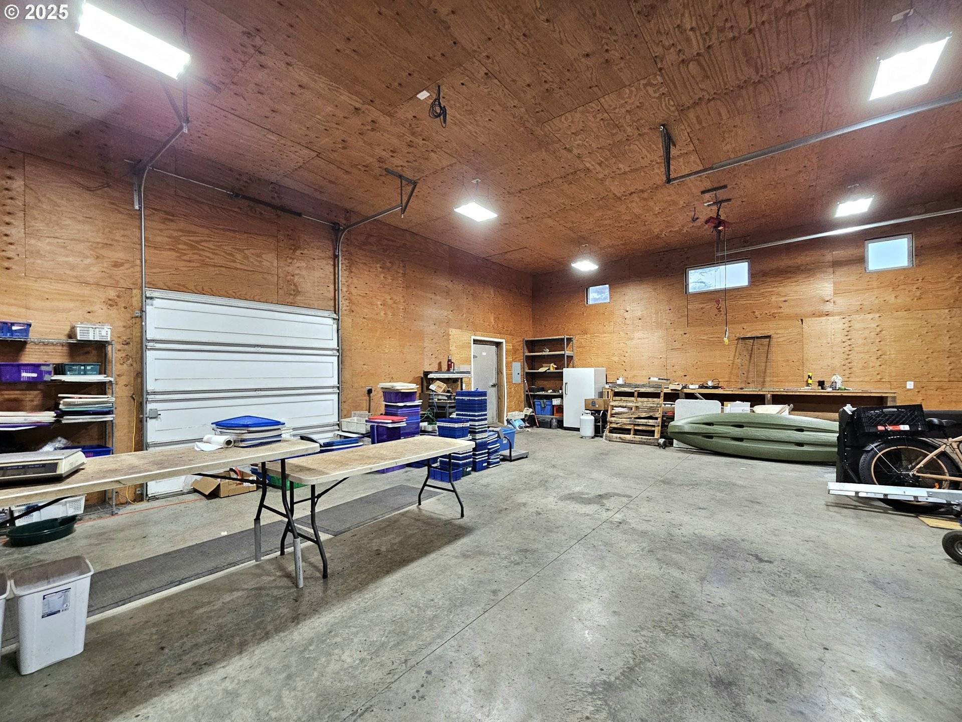 Brookings, OR 97415,221 KING ST