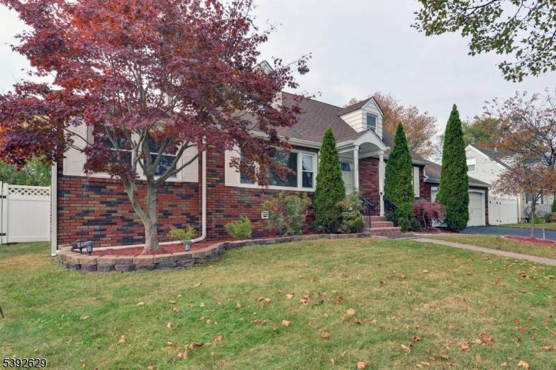 Totowa Boro, NJ 07512,29 Winifred Dr