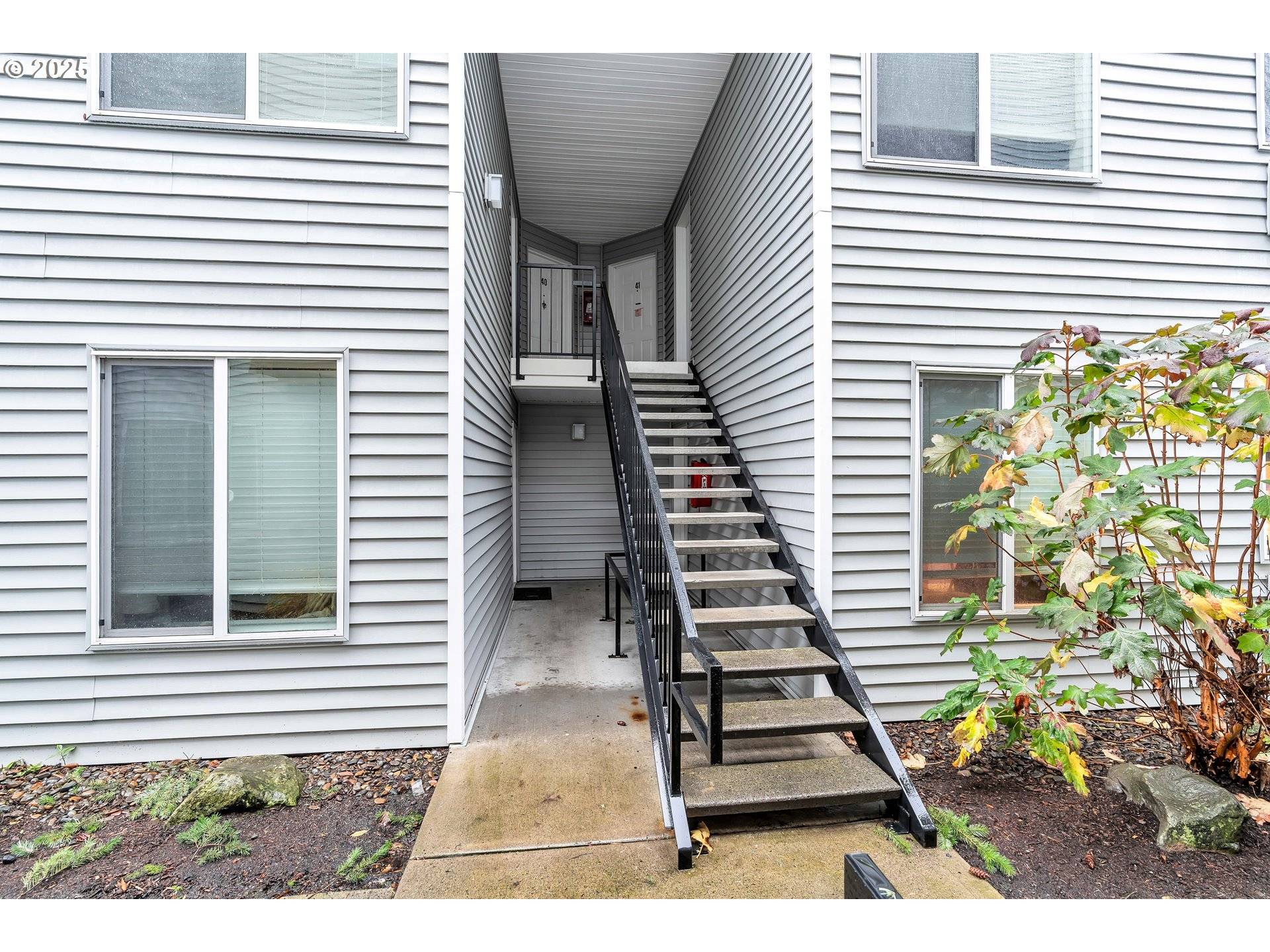 Portland, OR 97230,217 NE 146TH AVE #38