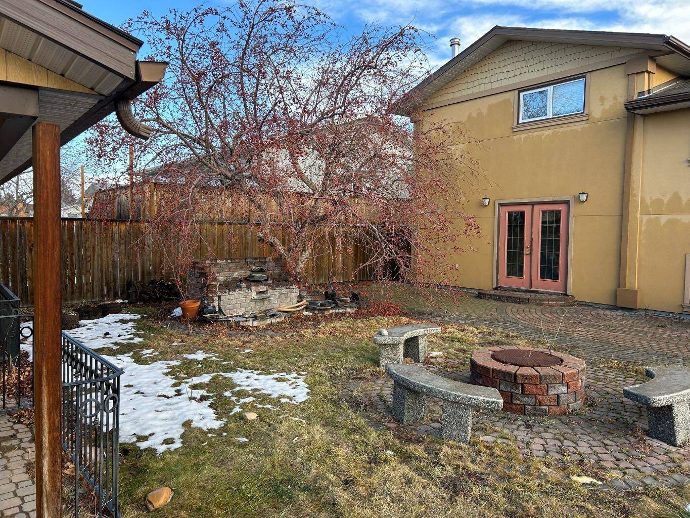 Coaldale, AB T1M 1B8,2212 10 A ST