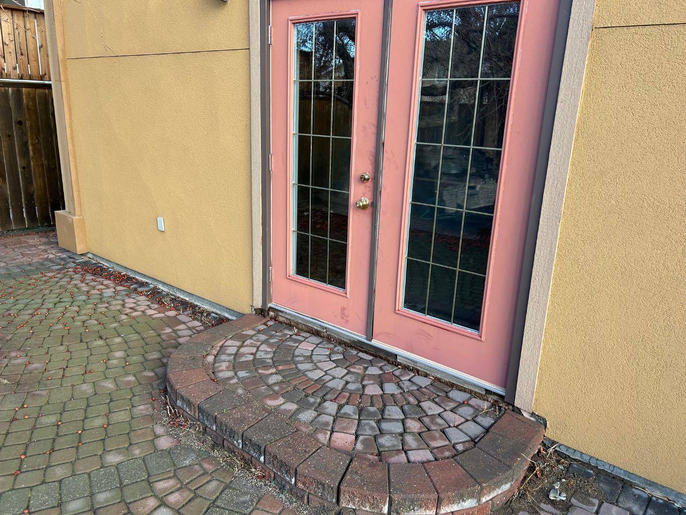 Coaldale, AB T1M 1B8,2212 10 A ST