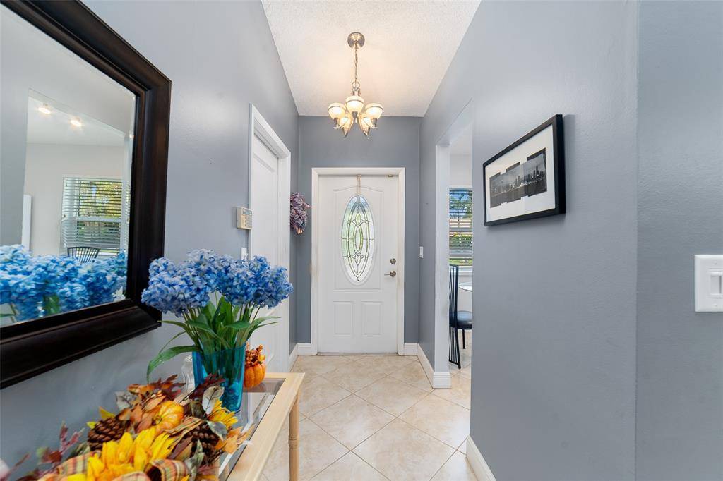 Boca Raton, FL 33428,21314 Chinaberry Dr