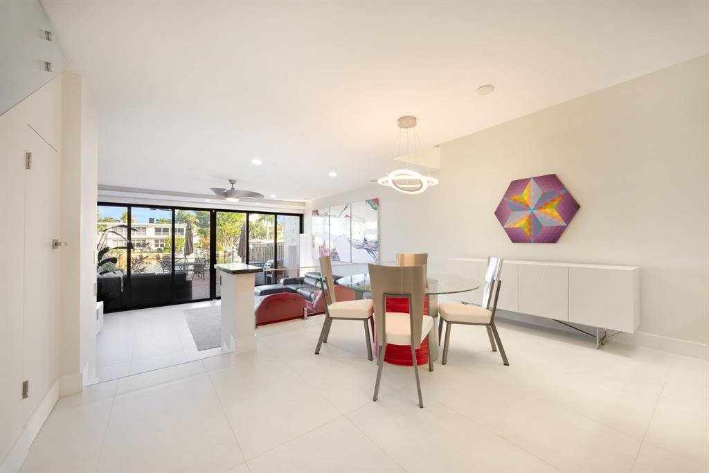 Fort Lauderdale, FL 33301,424 Hendricks Isle #6