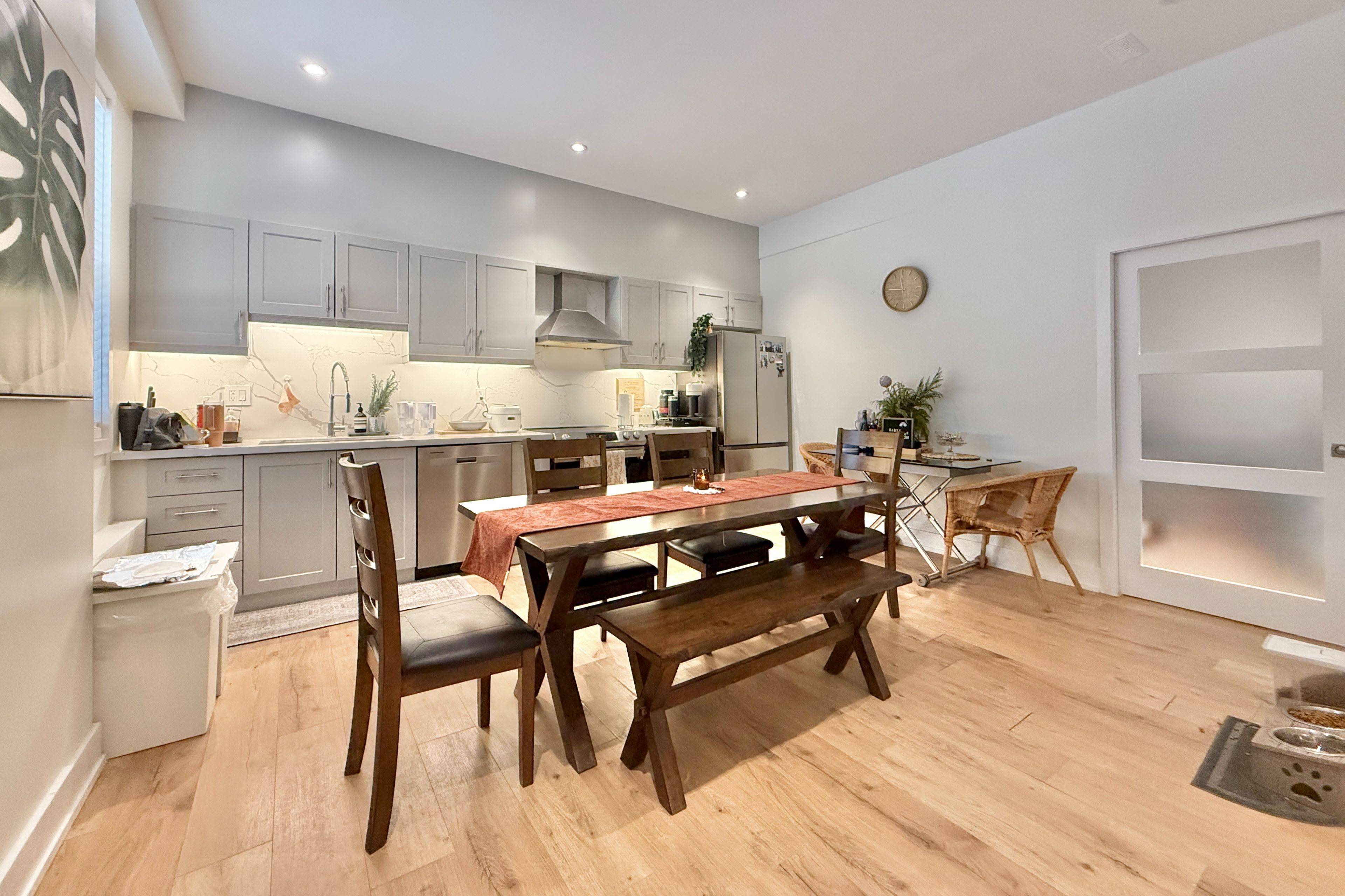 Markham, ON L3P 1Z3,361 Main ST N