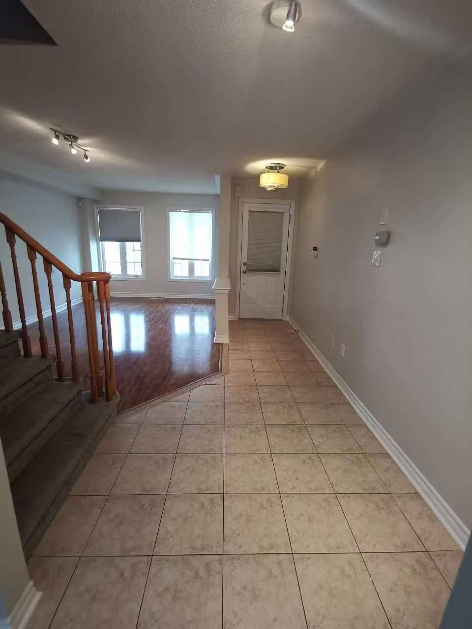 Barrie, ON L4M 7G5,24 Beatrice LN