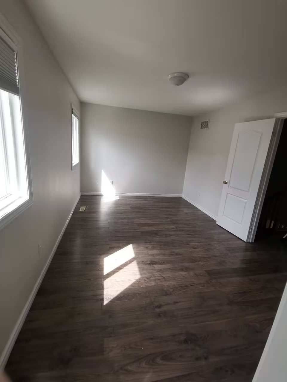 Barrie, ON L4M 7G5,24 Beatrice LN