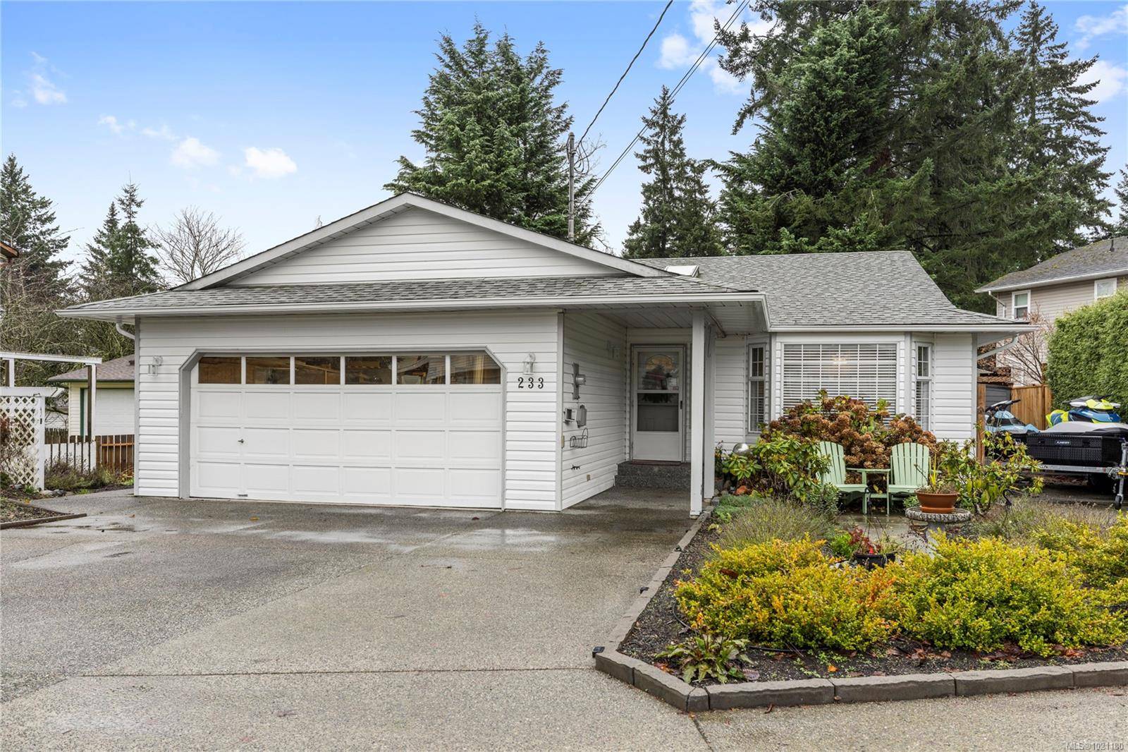 Nanaimo, BC V9T 4V9,233 Ardoon Pl