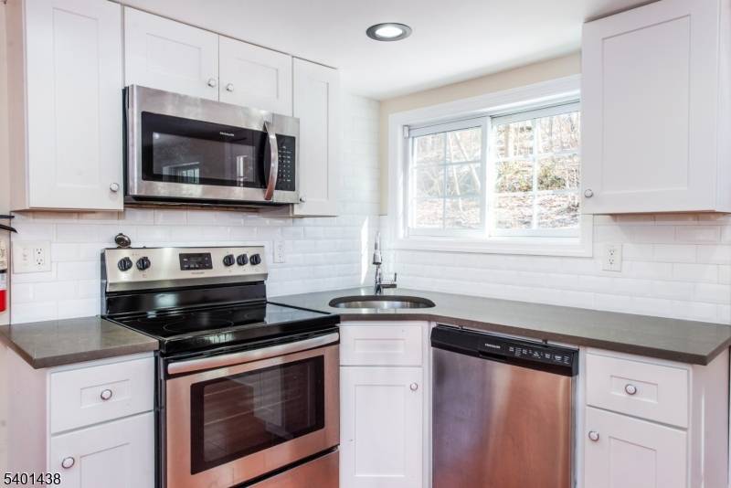 Jefferson Twp., NJ 07849,78 Winona Trl