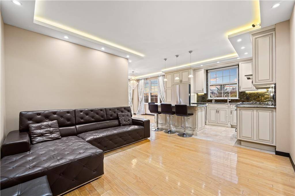 Brooklyn, NY 11235,45 Oceana DR East #4B