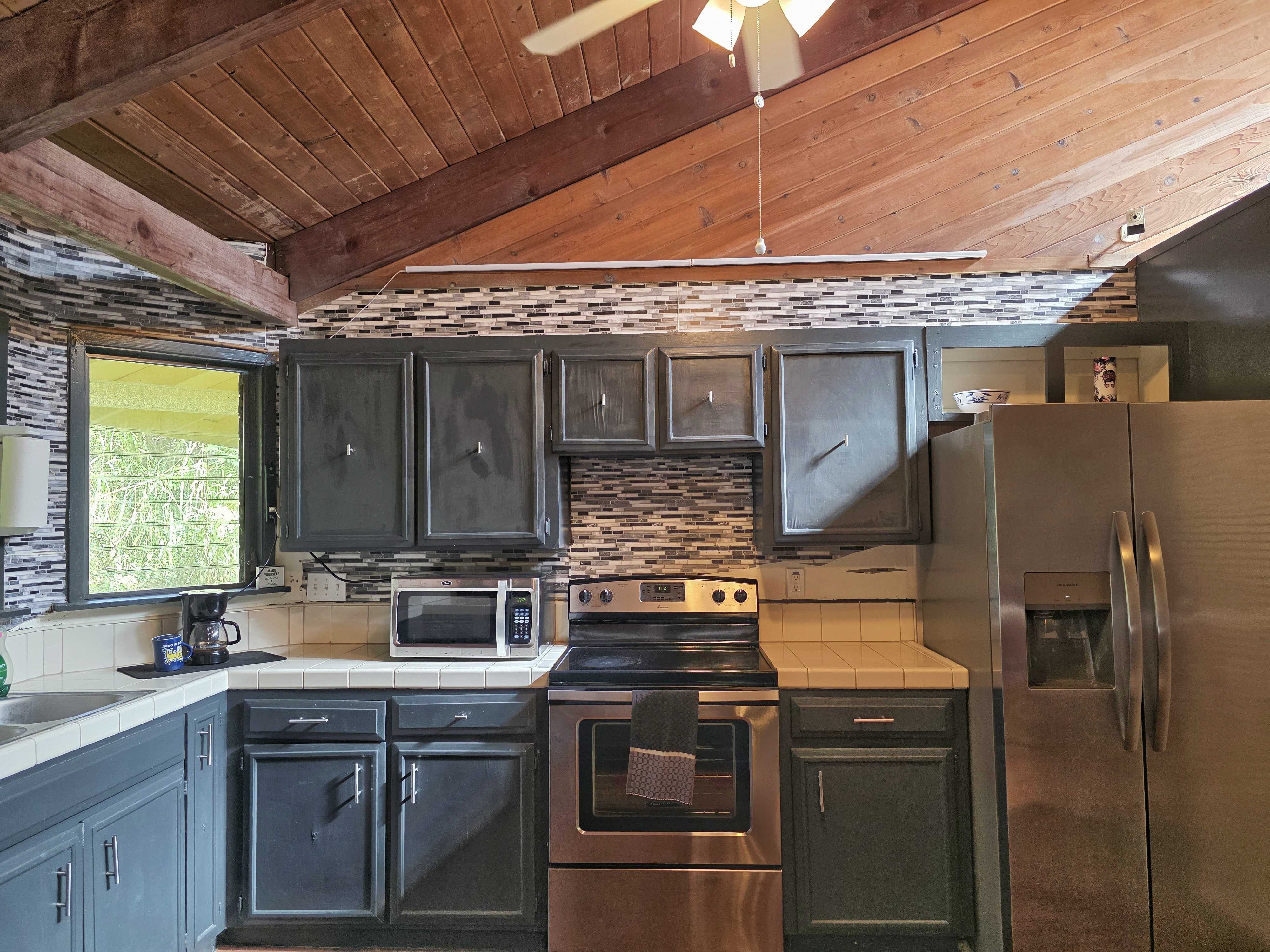 Pahoa, HI 96778,15-2711 MOANO ST