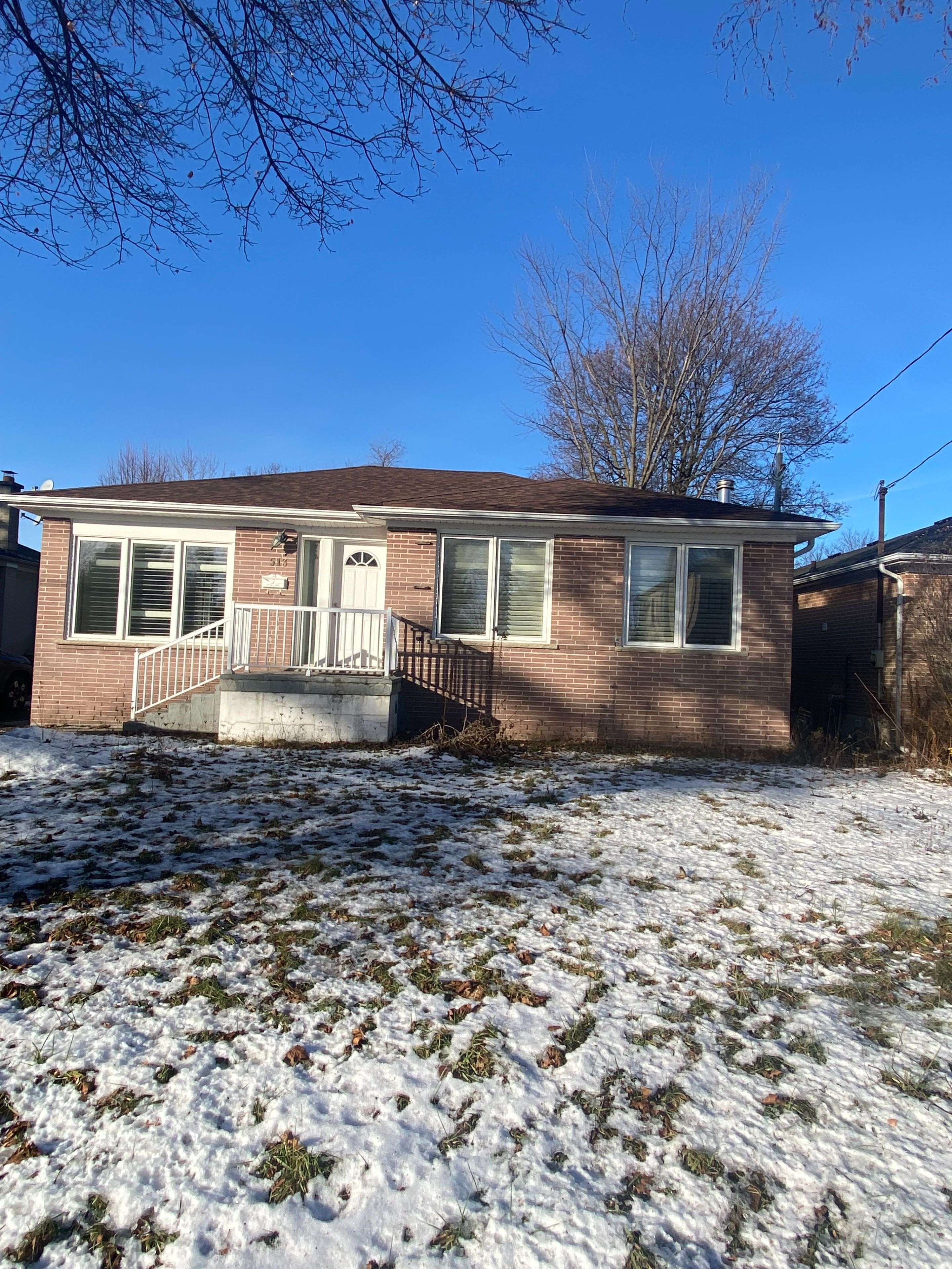 Richmond Hill, ON L4C 2V8,513 Lynett CRES