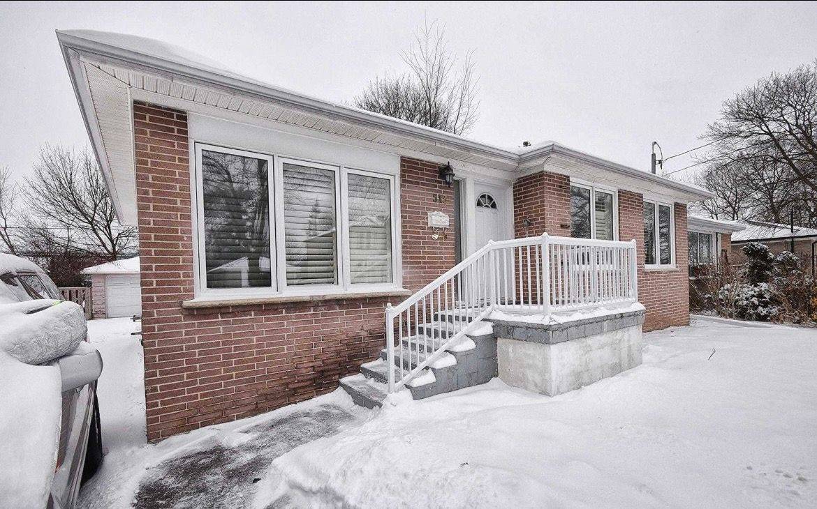 Richmond Hill, ON L4C 2V8,513 Lynett CRES