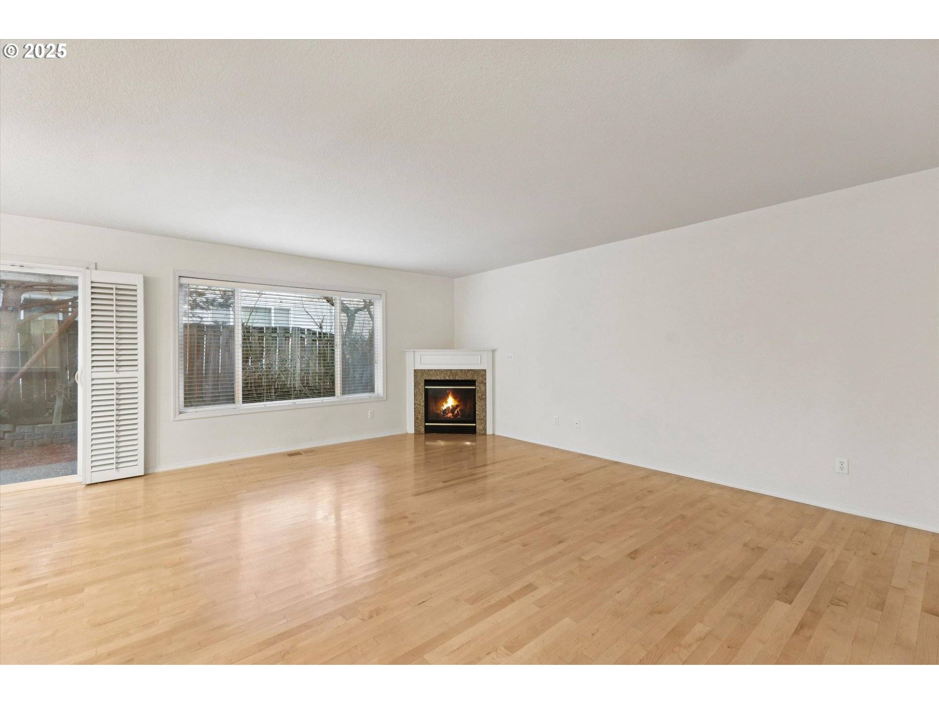 Portland, OR 97229,6496 NW WENMARIE DR