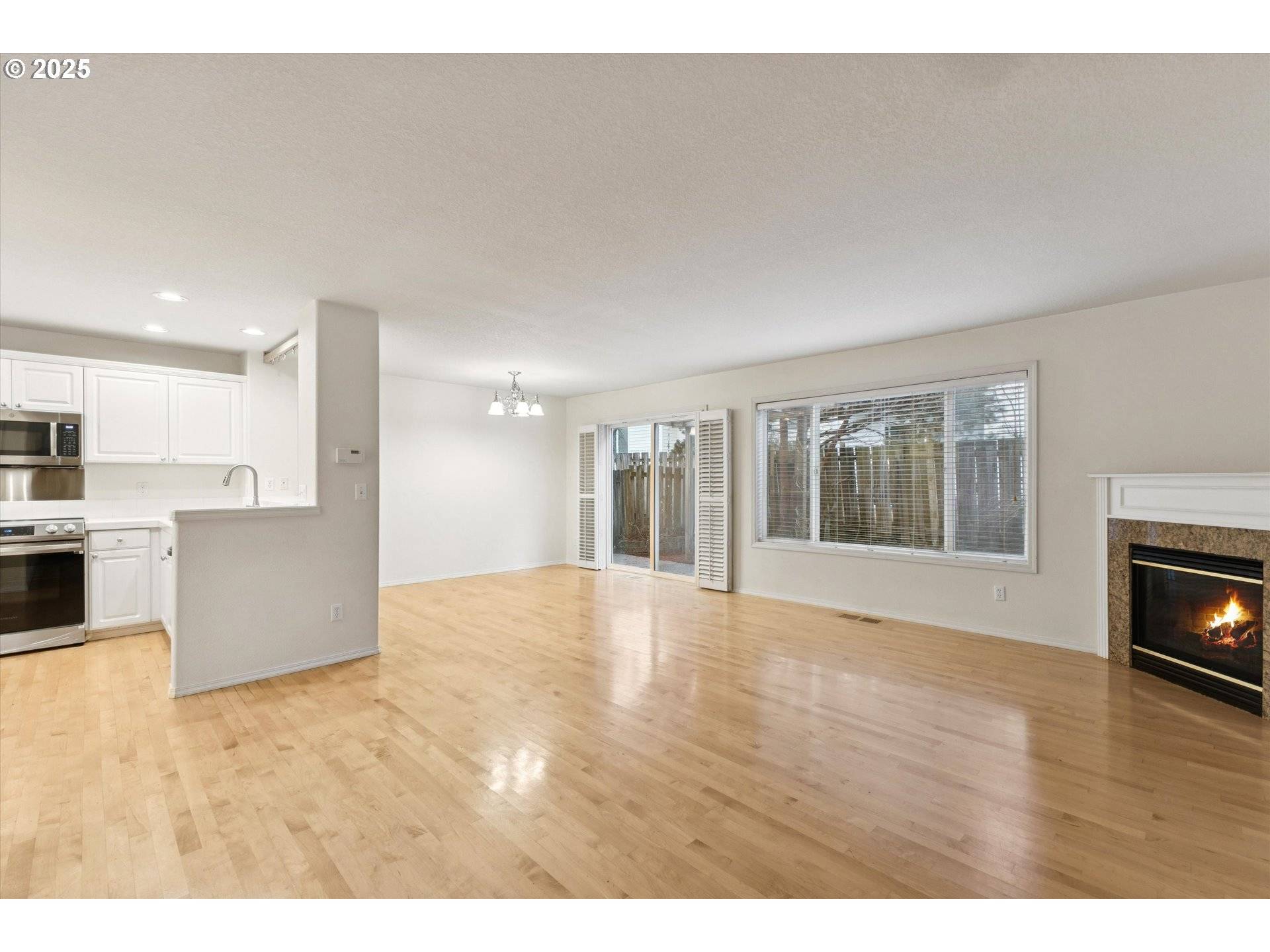 Portland, OR 97229,6496 NW WENMARIE DR